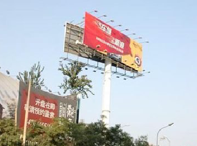 江陵户外广告怎么做才能让人一眼记住？